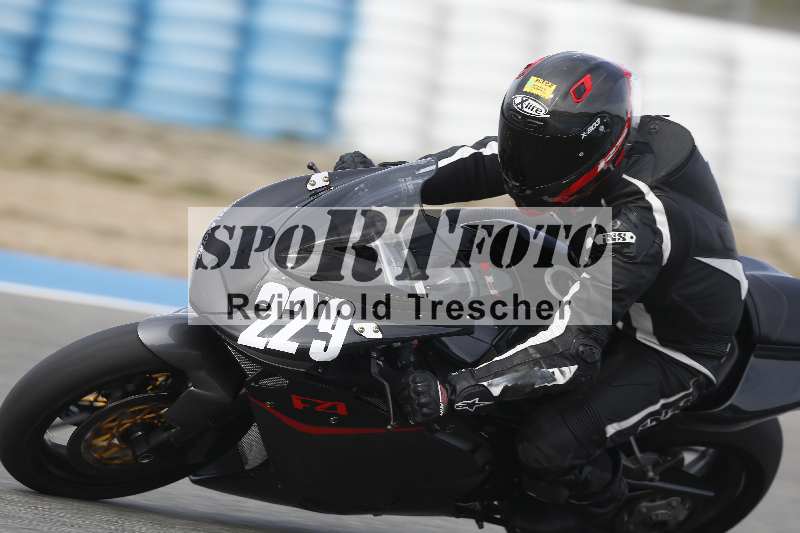 /Archiv-2024/01 26.-28.01.2024 Moto Center Thun Jerez/Gruppe gruen-green/229